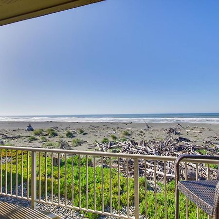 Quiet Waterfront Escape With Hot Tub And Beach Access! Gold Beach Exteriér fotografie