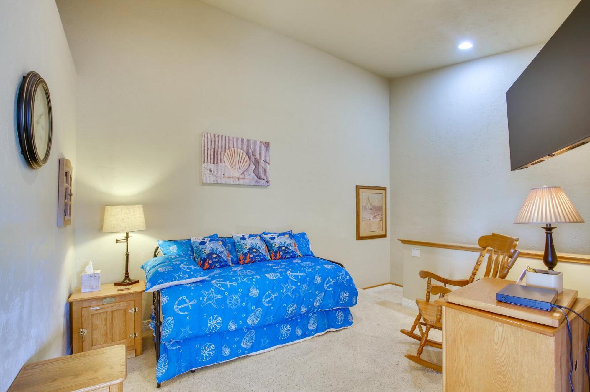 Quiet Waterfront Escape With Hot Tub And Beach Access! Gold Beach Exteriér fotografie