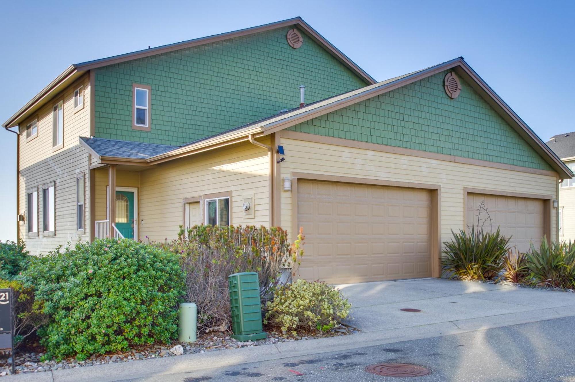 Quiet Waterfront Escape With Hot Tub And Beach Access! Gold Beach Exteriér fotografie