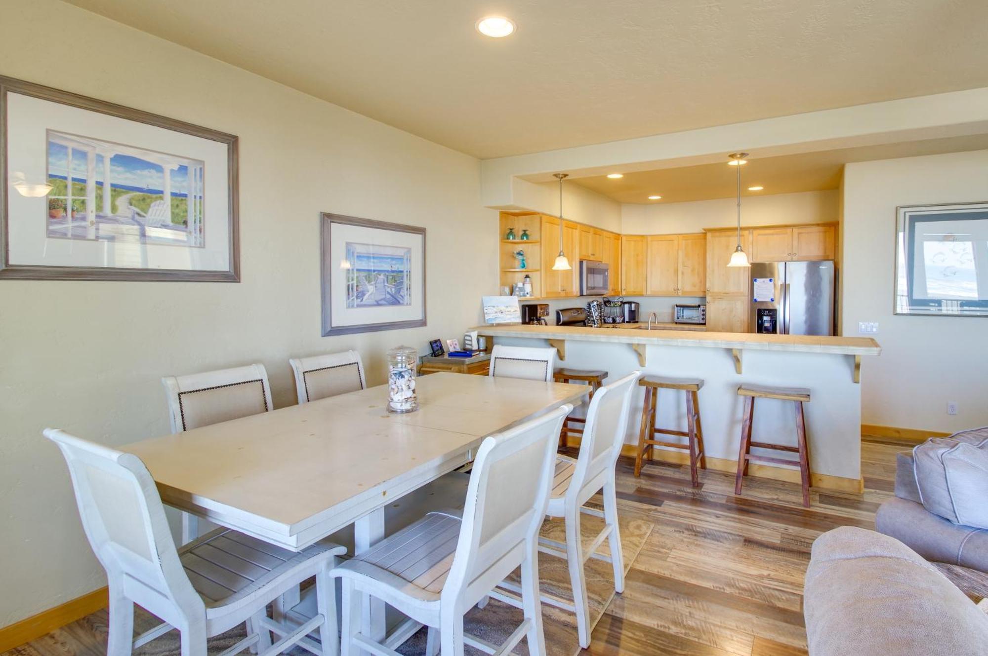 Quiet Waterfront Escape With Hot Tub And Beach Access! Gold Beach Exteriér fotografie