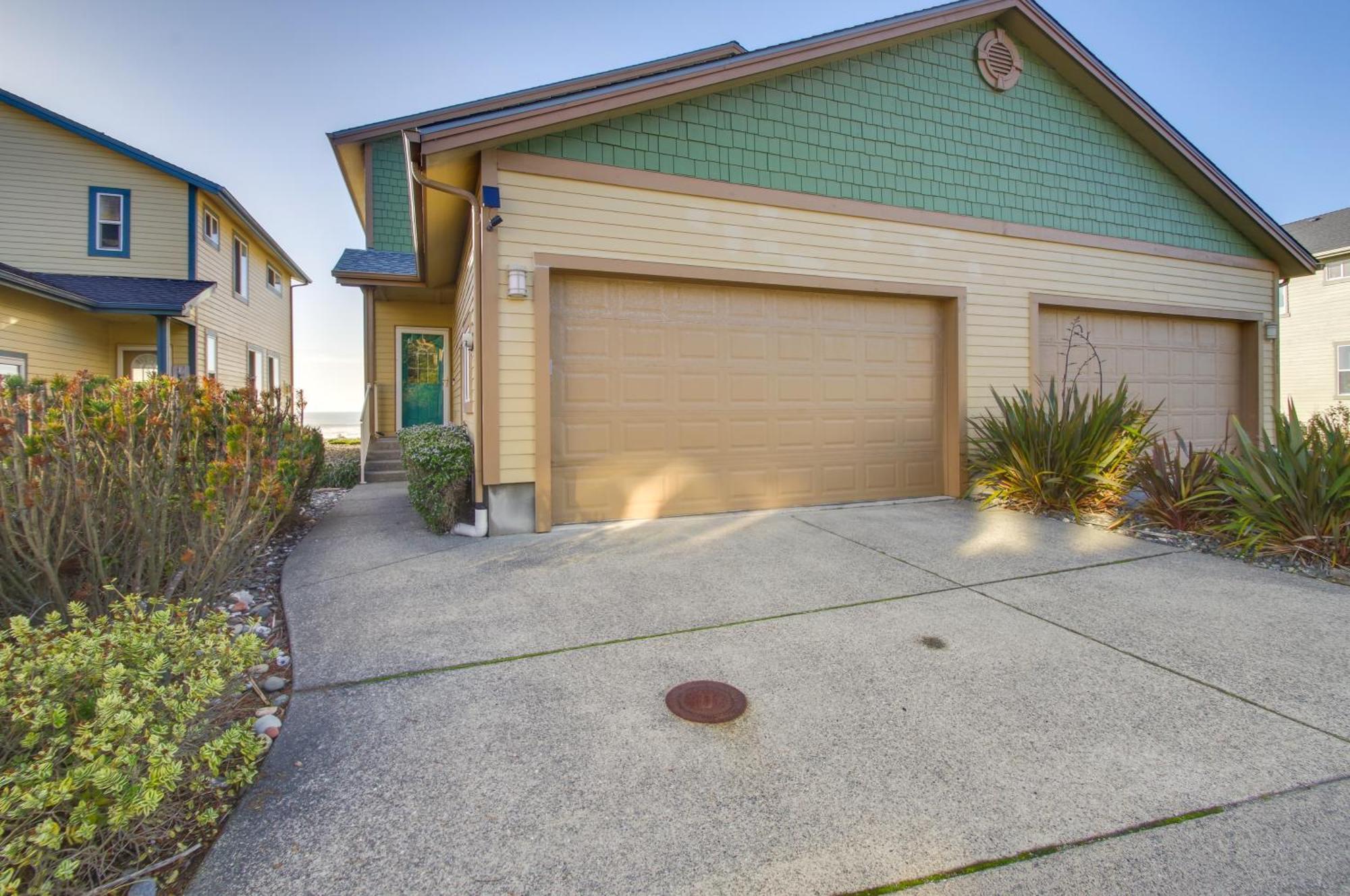 Quiet Waterfront Escape With Hot Tub And Beach Access! Gold Beach Exteriér fotografie